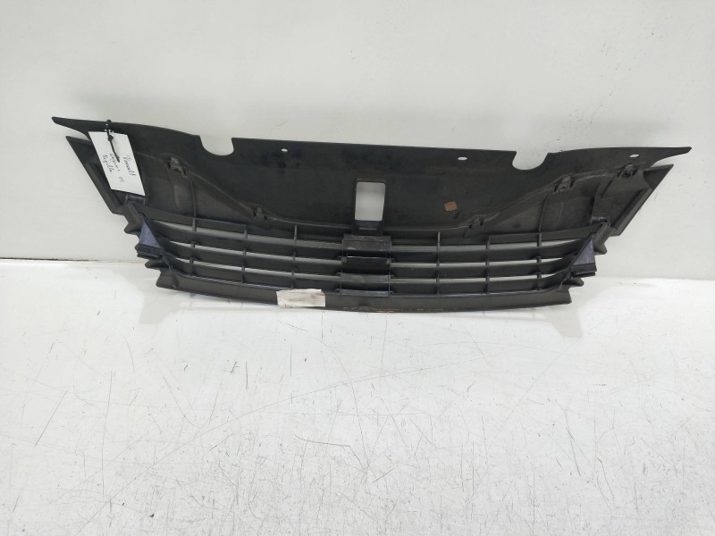 Recambio de rejilla delantera para renault laguna ii (bg0) 1.9 dci diesel referencia OEM IAM   