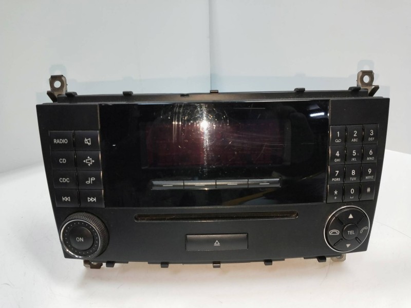 Recambio de sistema audio / radio cd para mercedes clase c (w203) berlina 220 cdi (la) (203.008) referencia OEM IAM A2038700589 