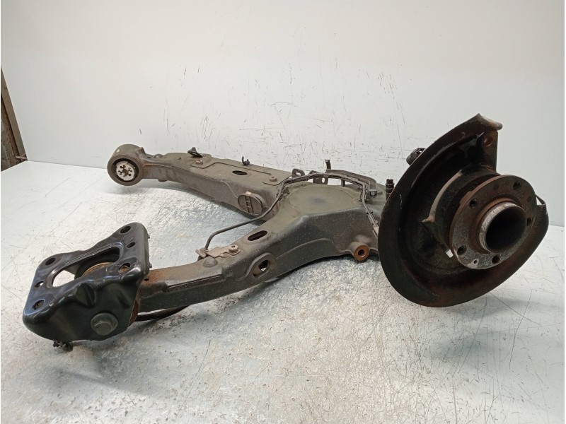 Recambio de mangueta trasera izquierda para toyota proace verso compact shuttle referencia OEM IAM 9807505080  