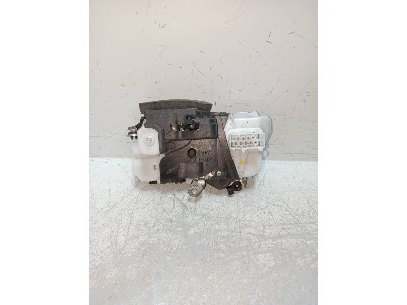 Recambio de motor cierre centralizado delantero derecho para peugeot 607 (s2) titanio referencia OEM IAM   4P