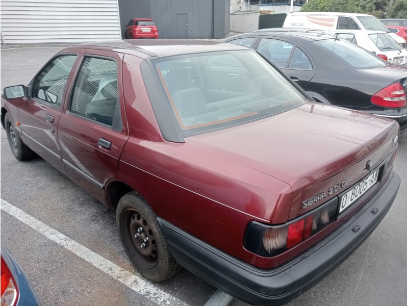 ford sierra berlina del año 1990