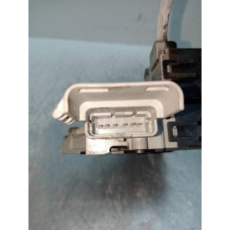 Recambio de motor cierre centralizado trasero izquierdo para peugeot 407 sw st sport pack referencia OEM IAM 9659854380  5P