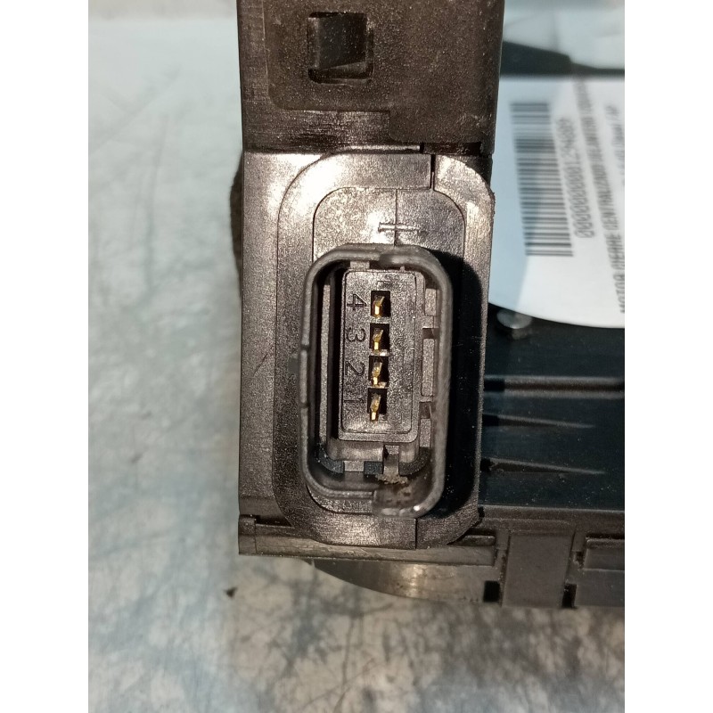 Recambio de motor cierre centralizado delantero izquierdo para renault clio iii 1.5 dci diesel fap referencia OEM IAM 805011929R