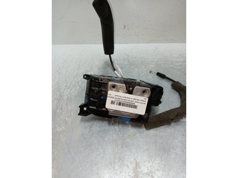 Recambio de motor cierre centralizado delantero derecho para renault megane iii berlina 5 p business referencia OEM IAM   5P