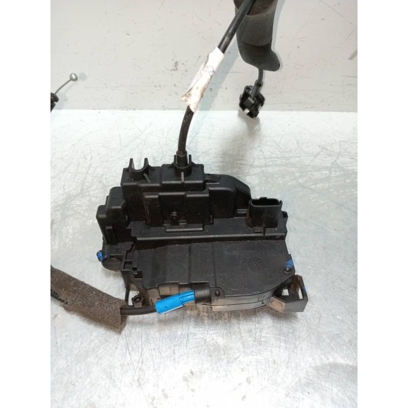 Recambio de motor cierre centralizado delantero derecho para renault megane iii berlina 5 p business referencia OEM IAM   5P