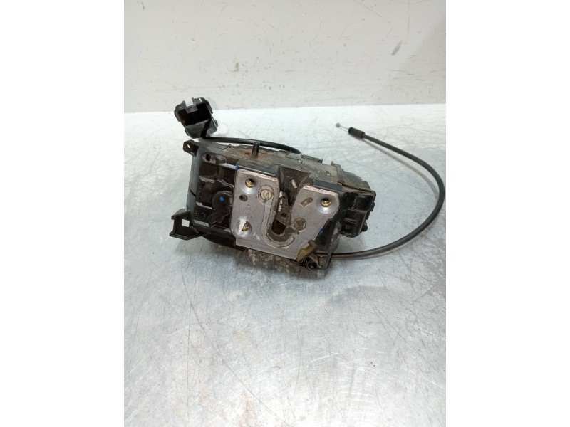 Recambio de motor cierre centralizado trasero derecho para renault clio iii authentique referencia OEM IAM   5P