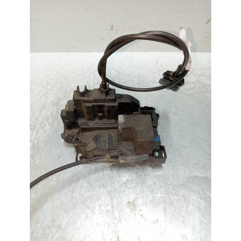 Recambio de motor cierre centralizado trasero derecho para renault clio iii authentique referencia OEM IAM   5P