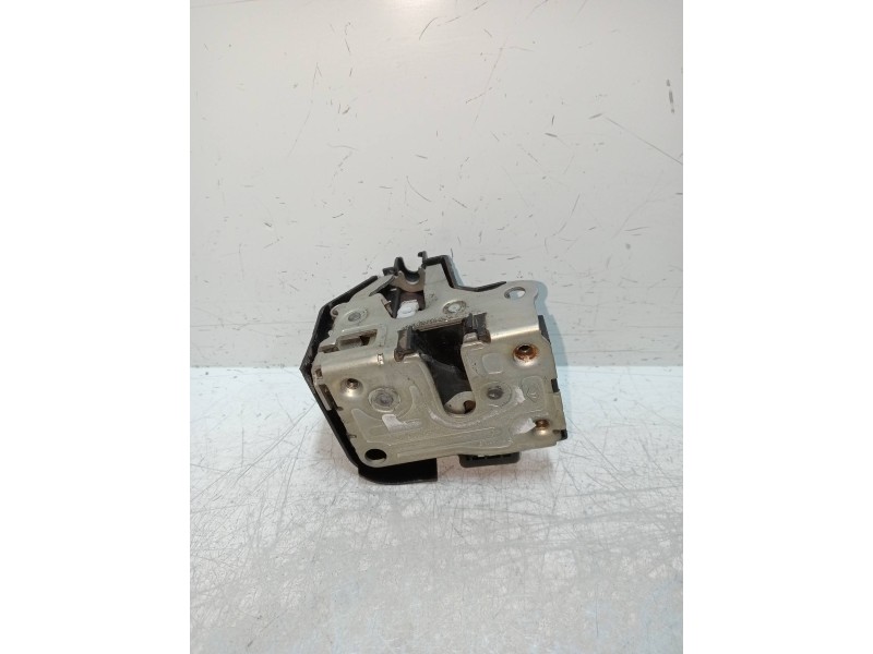 Recambio de motor cierre centralizado delantero izquierdo para renault clio ii fase ii (b/cb0) authentique referencia OEM IAM  5