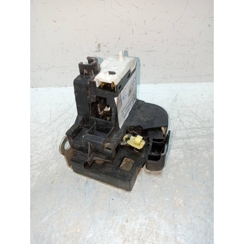 Recambio de motor cierre centralizado delantero izquierdo para renault clio ii fase ii (b/cb0) authentique referencia OEM IAM  5