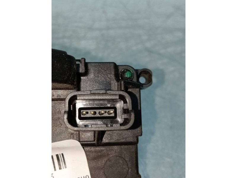 Recambio de motor cierre centralizado delantero derecho para renault clio iii dynamique referencia OEM IAM  3P 