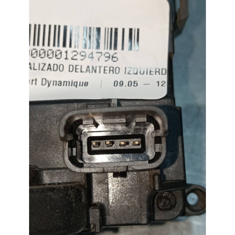 Recambio de motor cierre centralizado delantero izquierdo para renault clio iii confort dynamique referencia OEM IAM  5P 