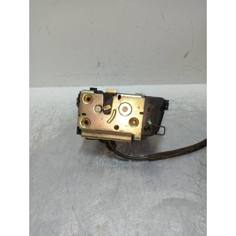 Recambio de motor cierre centralizado trasero derecho para renault scenic ii 1.9 dci diesel referencia OEM IAM 2102050700  5P