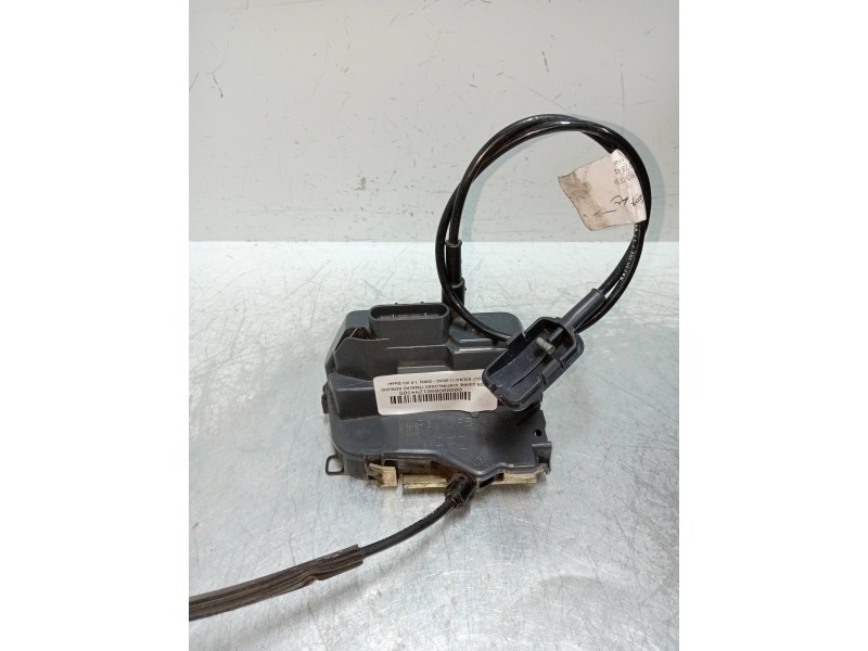 Recambio de motor cierre centralizado trasero derecho para renault scenic ii 1.9 dci diesel referencia OEM IAM 2102050700  5P