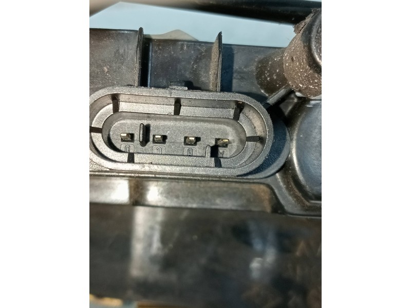 Recambio de motor cierre centralizado delantero derecho para renault megane ii familiar 1.9 dci diesel referencia OEM IAM 200603