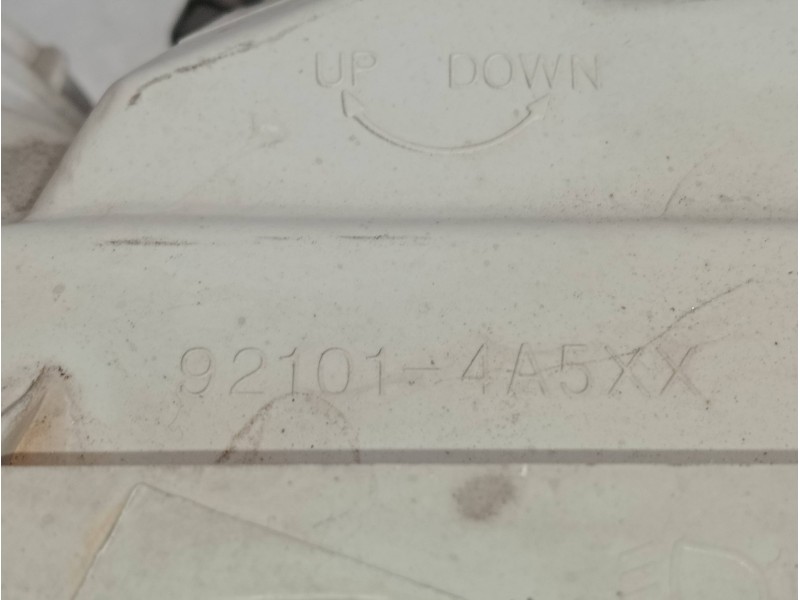 Recambio de faro izquierdo para hyundai h 1 2.5 turbodiesel referencia OEM IAM 921024A5XX  