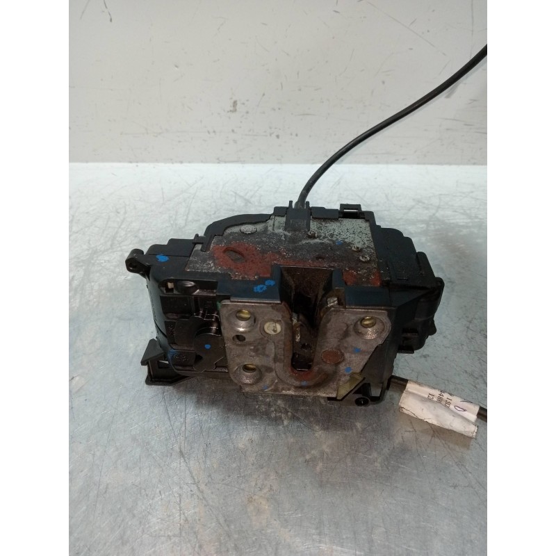 Recambio de motor cierre centralizado trasero derecho para renault megane iii sport tourer 1.5 dci diesel fap referencia OEM IAM