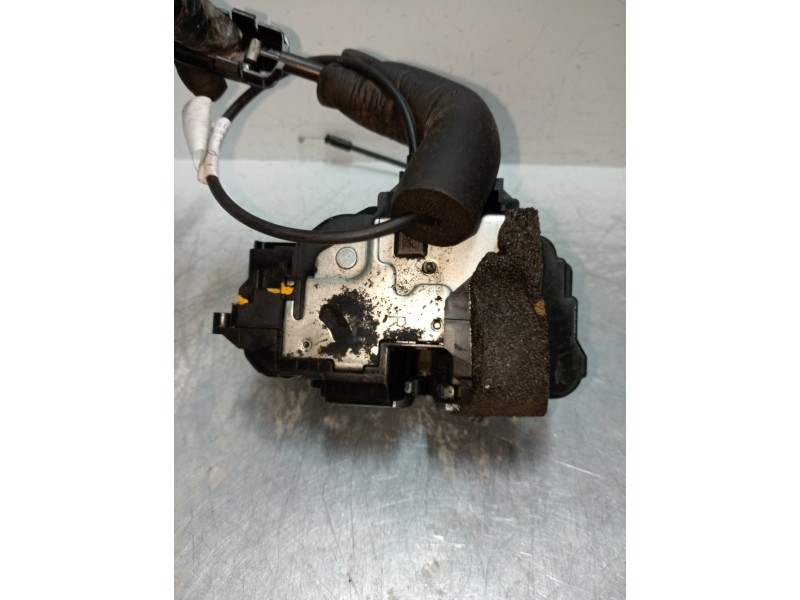 Recambio de motor cierre centralizado trasero derecho para renault megane iii sport tourer 1.5 dci diesel fap referencia OEM IAM