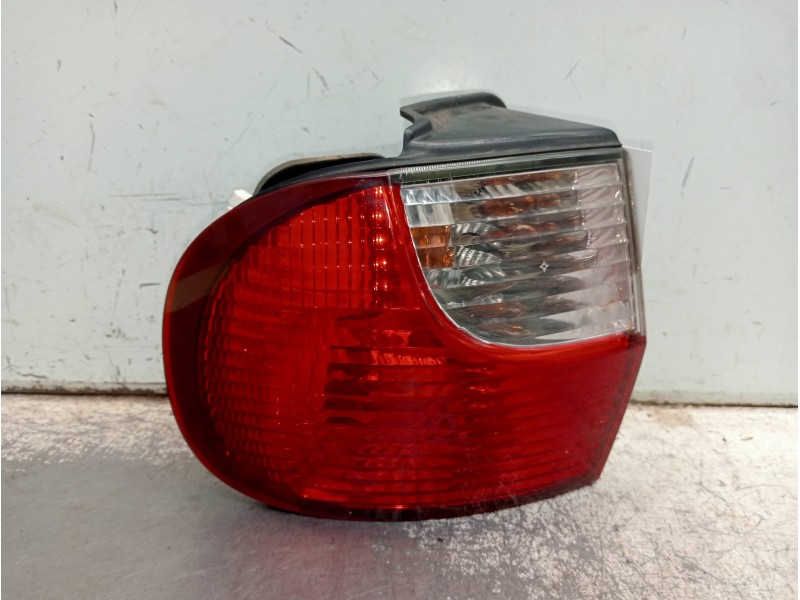 Recambio de piloto trasero izquierdo para hyundai h 1 2.5 turbodiesel referencia OEM IAM   