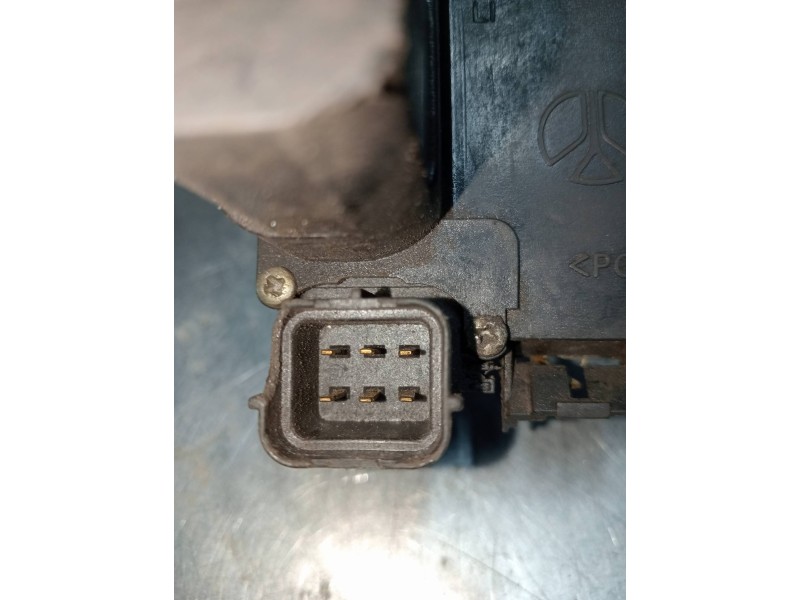 Recambio de motor cierre centralizado delantero izquierdo para mg rover serie 800 (rs) 2.5 v6 24v referencia OEM IAM   4P