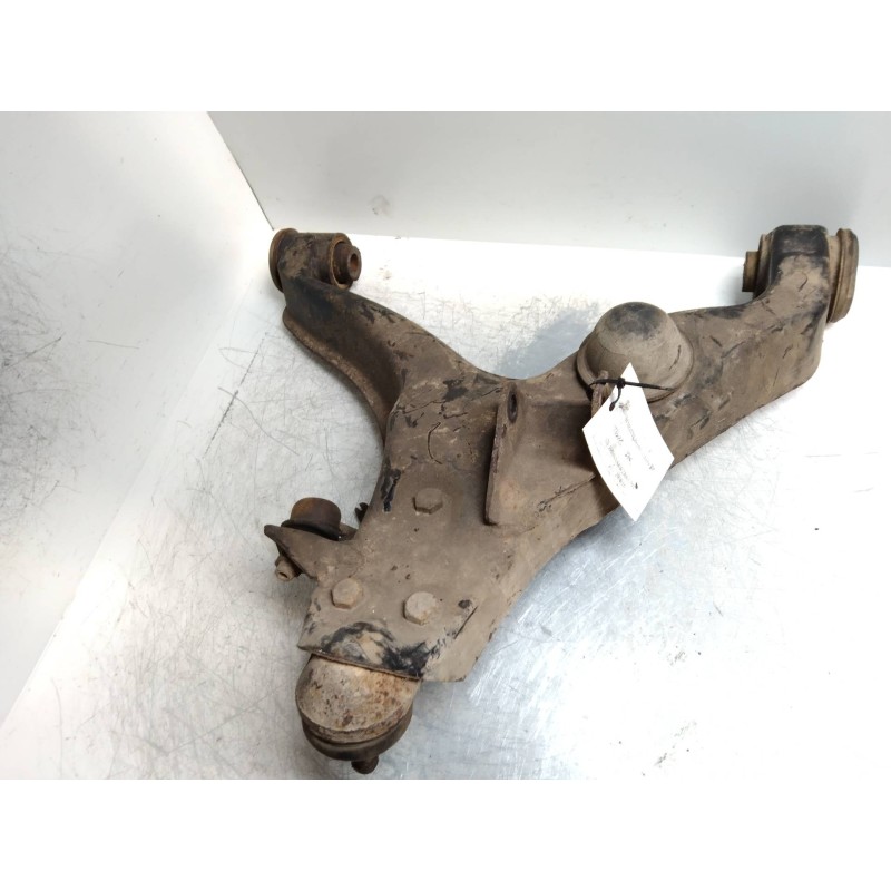 Recambio de brazo suspension inferior delantero izquierdo para mitsubishi montero (v80/v90) 3.2 di-d cat referencia OEM IAM   