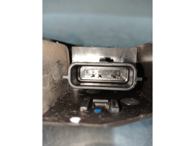 Recambio de motor cierre centralizado trasero izquierdo para renault talisman intens referencia OEM IAM 16943028 825032679R 4P