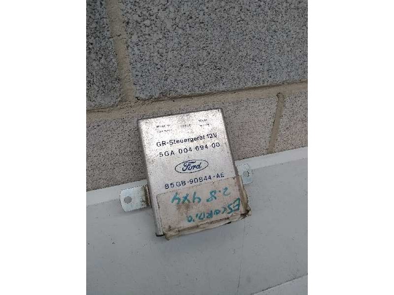 Recambio de centralita motor uce para ford scorpio referencia OEM IAM 85GB9D844AE  