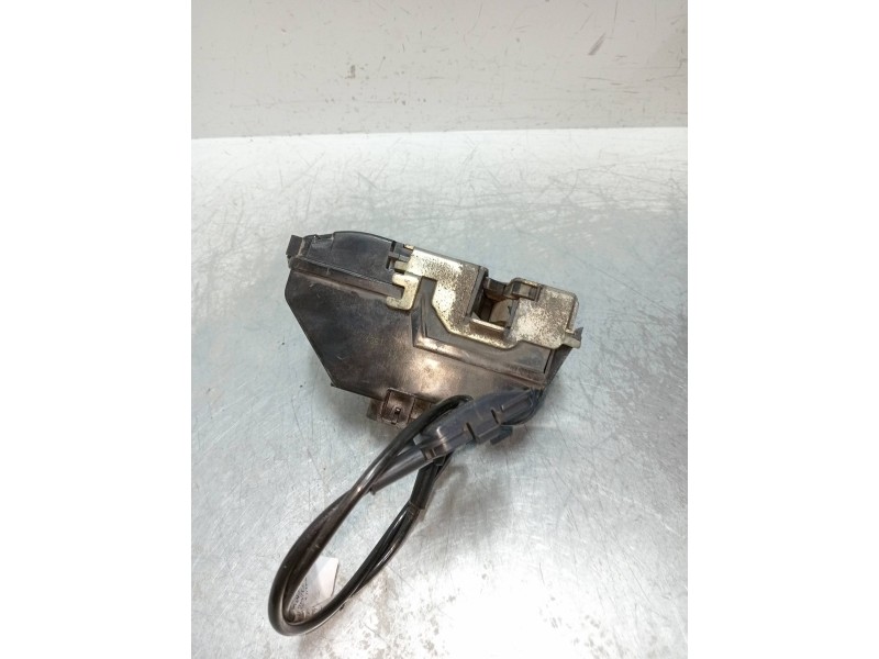 Recambio de motor cierre centralizado delantero derecho para renault scenic ii authentique referencia OEM IAM 1109031921  5P