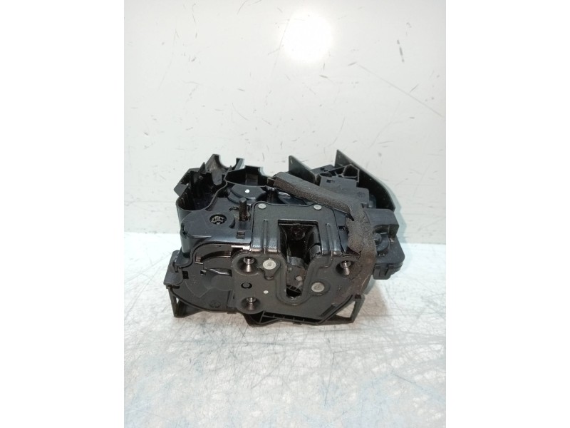 Recambio de motor cierre centralizado trasero derecho para renault talisman intens referencia OEM IAM 825027098R 16943029 4P