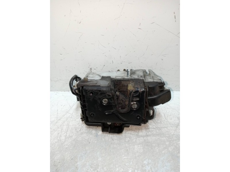 Recambio de motor cierre centralizado trasero derecho para seat ibiza (6k1) select referencia OEM IAM 6K4839016G  5P