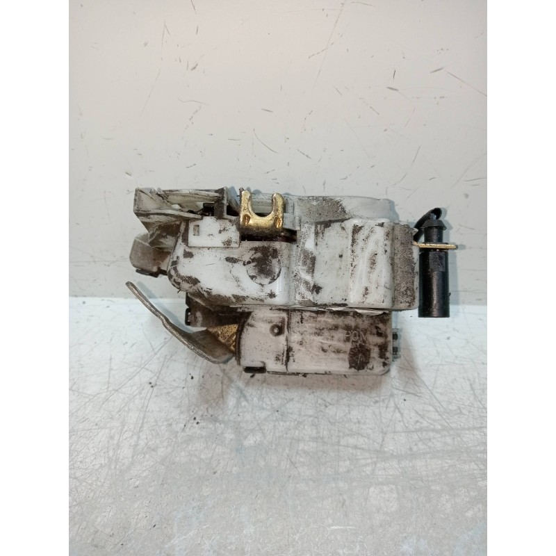 Recambio de motor cierre centralizado trasero derecho para seat ibiza (6k1) select referencia OEM IAM 6K4839016G  5P