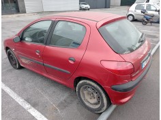 peugeot 206 berlina del año 2000 2