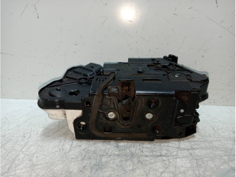 Recambio de motor cierre centralizado delantero izquierdo para seat ibiza (6j5) referencia OEM IAM   5P