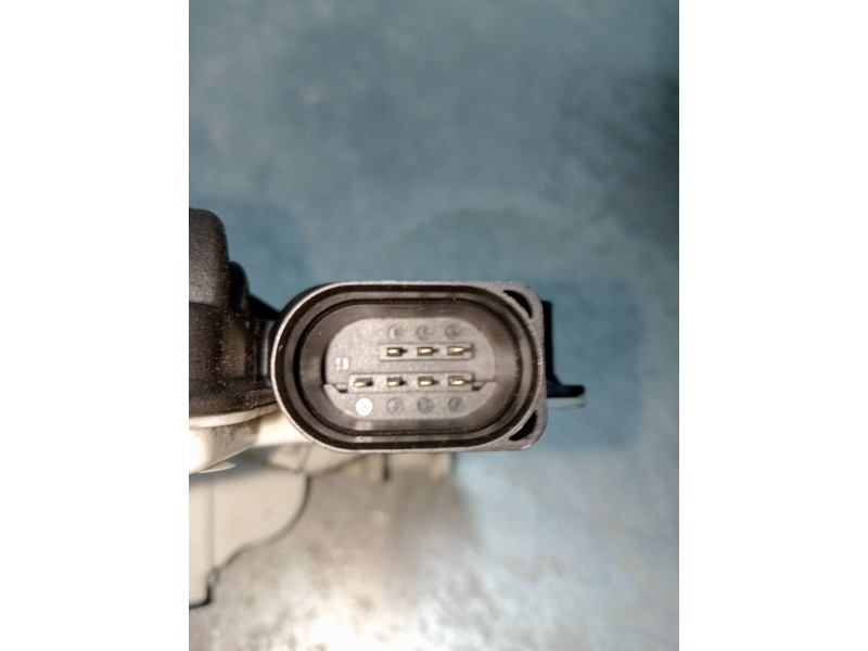 Recambio de motor cierre centralizado delantero izquierdo para seat ibiza sc (6j1) 1.2 12v referencia OEM IAM 5N1837015F 3P 