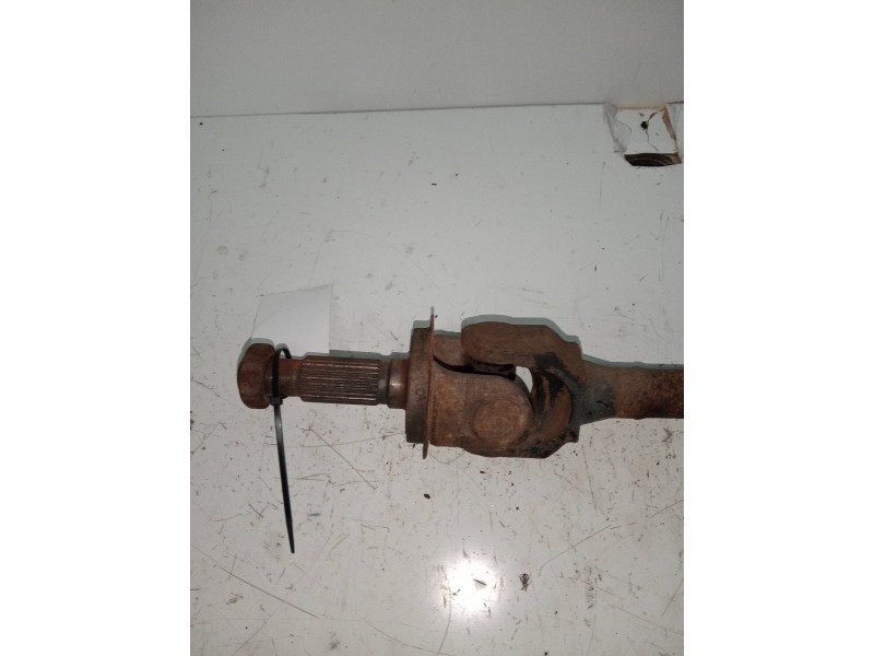 Recambio de transmision delantera derecha para jeep cherokee (j) 2.5 td referencia OEM IAM    Recambio de transmision delantera derecha para jeep cherokee (j) 2.5 td referencia OEM IAM