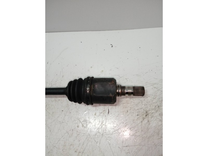 Recambio de transmision delantera izquierda para kia carens 1.8 cat referencia OEM IAM   