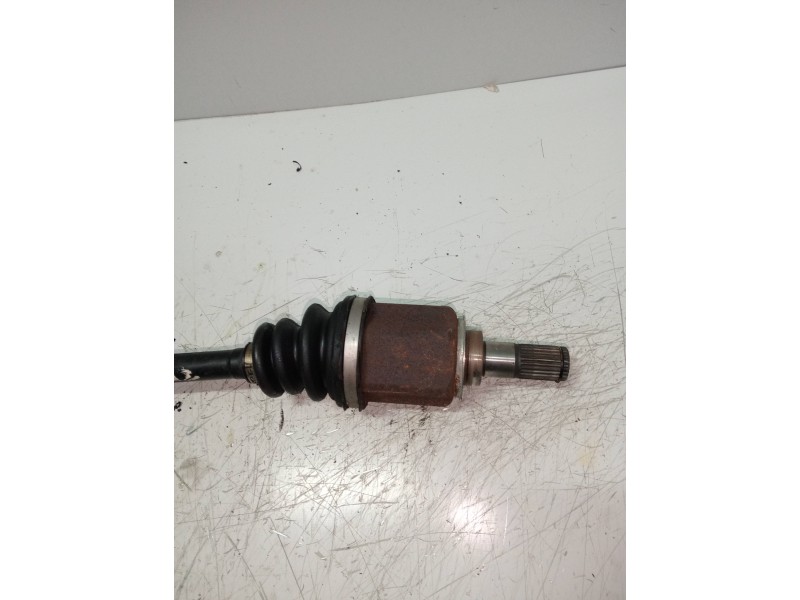 Recambio de transmision delantera izquierda para kia cee´d sporty wagon 1.6 cat referencia OEM IAM    Recambio de transmision delantera izquierda para kia cee´d sporty wagon 1.6 cat referencia OEM IAM