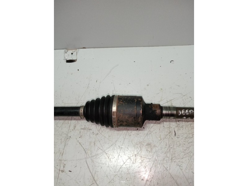 Recambio de transmision delantera derecha para jeep gr. cherokee (wh) 3.0 crd cat referencia OEM IAM   