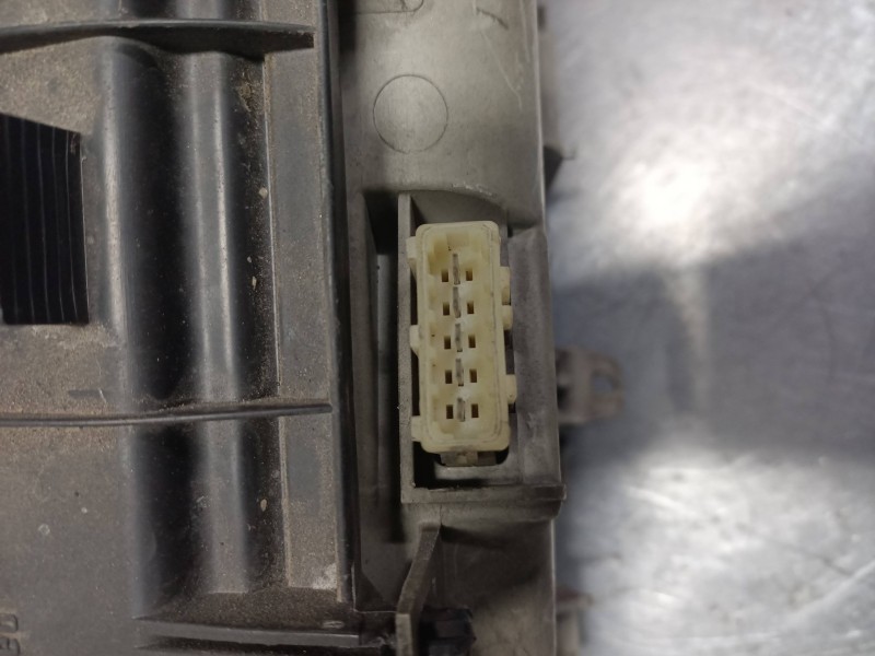 Recambio de faro derecho para peugeot 806 srdt referencia OEM IAM   