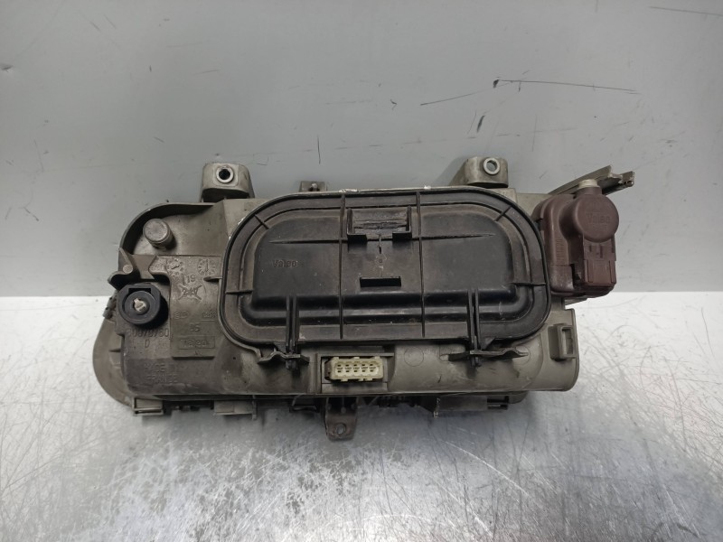 Recambio de faro derecho para peugeot 806 srdt referencia OEM IAM   