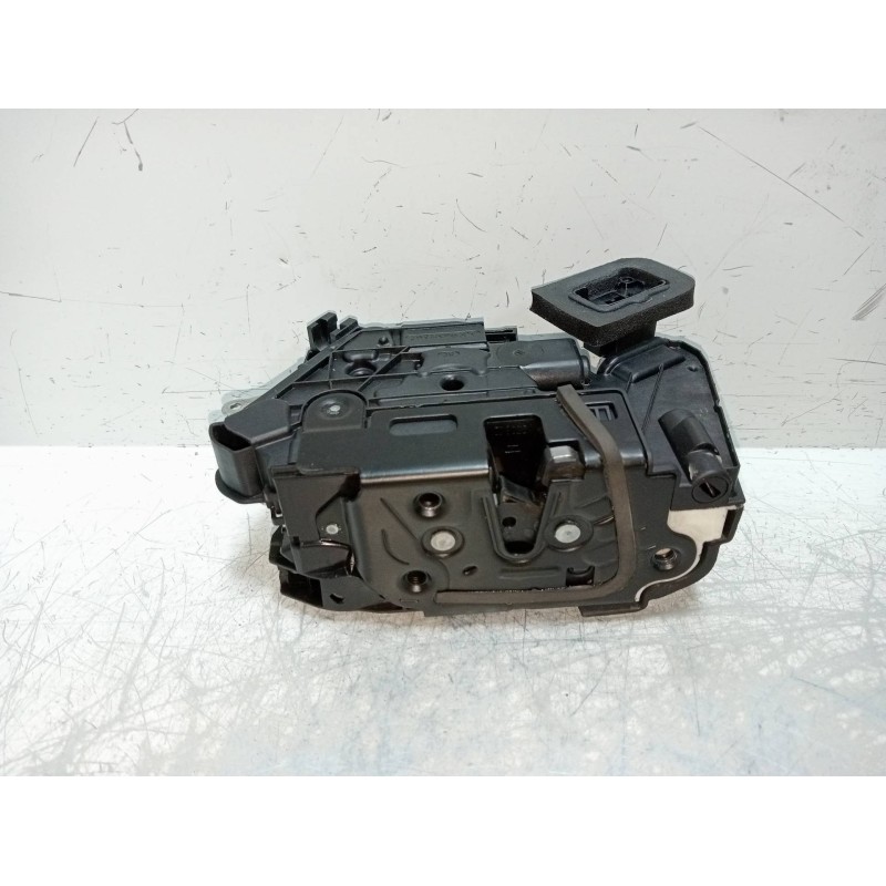 Recambio de motor cierre centralizado delantero derecho para seat leon (5f1) 1.6 tdi referencia OEM IAM 5K1837016E 5P 