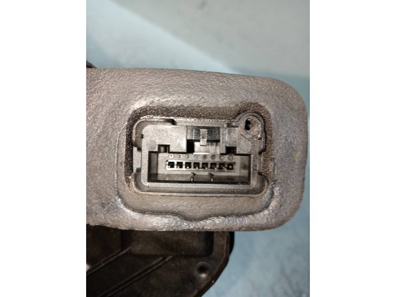 Recambio de motor cierre centralizado delantero derecho para seat leon (5f1) referencia OEM IAM 5K1837016E  5P Recambio de motor cierre centralizado delantero derecho para seat leon (5f1) referencia OEM IAM 5K1837016E  5P