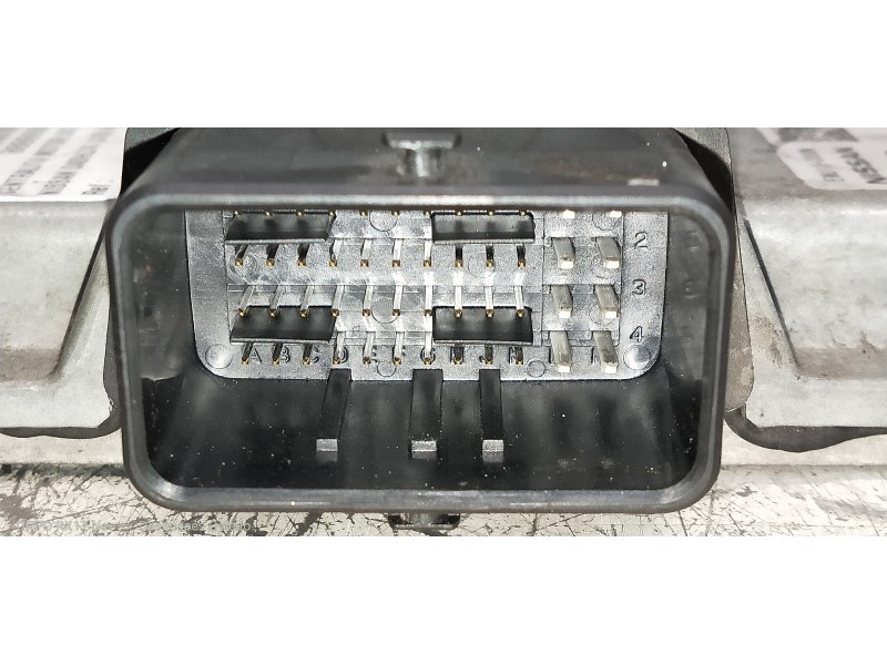 Recambio de centralita motor uce para nissan qashqai (j10) acenta referencia OEM IAM EMU10000N EMU10000NF13826 