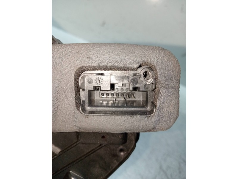 Recambio de motor cierre centralizado delantero derecho para seat leon (5f1) style referencia OEM IAM 5K1837016E 5P 