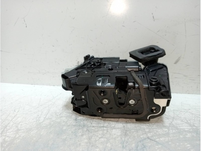 Recambio de motor cierre centralizado trasero derecho para seat leon (5f1) style referencia OEM IAM 5K4839016Q  5P