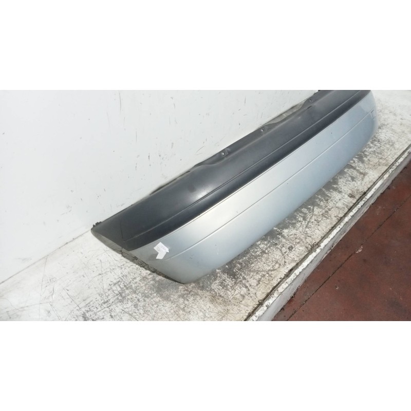 Recambio de paragolpes trasero para renault clio ii fase i (b/cbo) 1.2 16 v rt (b/cb05/w) referencia OEM IAM   