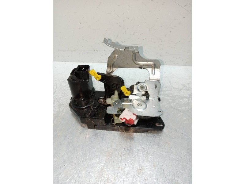 Recambio de motor cierre centralizado trasero derecho para ssangyong kyron 2.0 referencia OEM IAM   5P