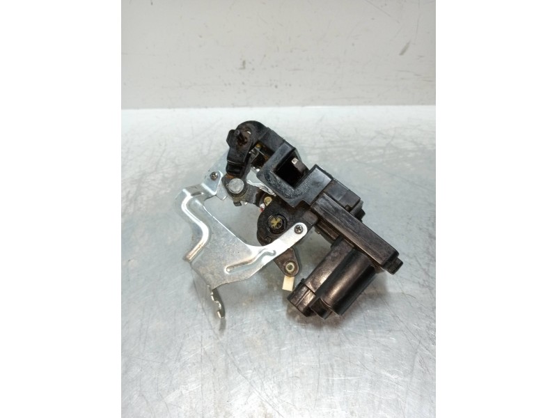 Recambio de motor cierre centralizado trasero izquierdo para ssangyong kyron 2.0 referencia OEM IAM   5P