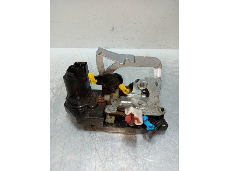 Recambio de motor cierre centralizado delantero derecho para ssangyong kyron 2.0 referencia OEM IAM   5P