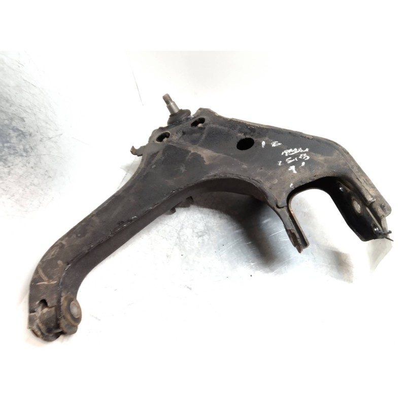 Recambio de brazo suspension inferior delantero izquierdo para mitsubishi montero sport (k90) 2.5 tdi intense kaiteki referencia
