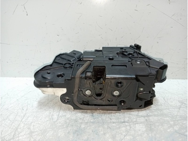 Recambio de motor cierre centralizado delantero izquierdo para skoda suberb (3t4) elegance referencia OEM IAM 5N1837015C  5P